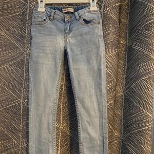 Levis 711 skinny
